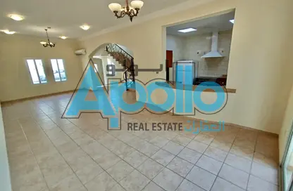 Villa - 4 Bedrooms - 5 Bathrooms for rent in Al Maamoura - Al Maamoura - Doha