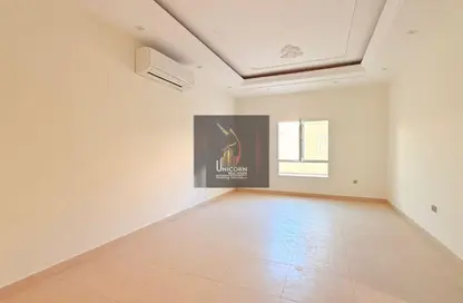 Apartment - 3 Bedrooms - 3 Bathrooms for rent in Al Nasr Street - Al Nasr - Doha
