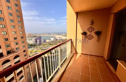 Apartment - 1 Bedroom - 2 Bathrooms for rent in Tower 19 - Porto Arabia - The Pearl Island - Doha