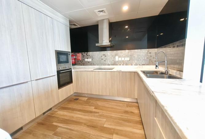 965368 - Property Image 3