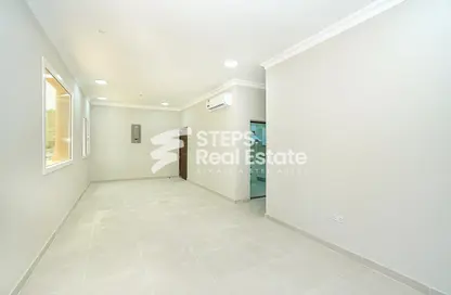 شقة - 3 غرف نوم - 3 حمامات للايجار في المنصورة - المنصورة - الدوحة
