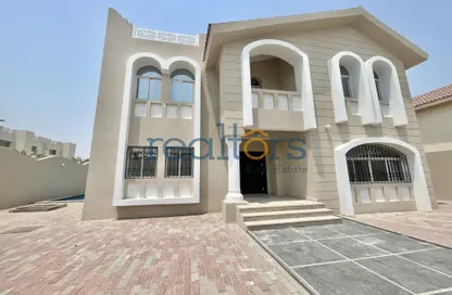 Villa - 4 Bedrooms - 4 Bathrooms for rent in Al Duhail South - Al Duhail - Doha