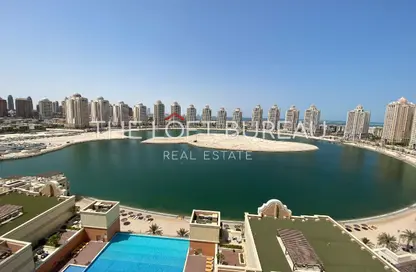 شقة - غرفة نوم - 2 حمامات للايجار في فيفا غرب - فيفا بحرية - جزيرة اللؤلؤة - الدوحة