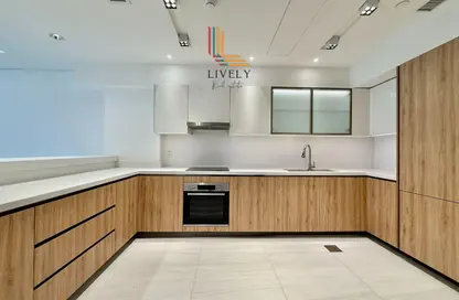Apartment - 1 Bedroom - 2 Bathrooms for rent in Gewan Island - The Pearl Island - Doha