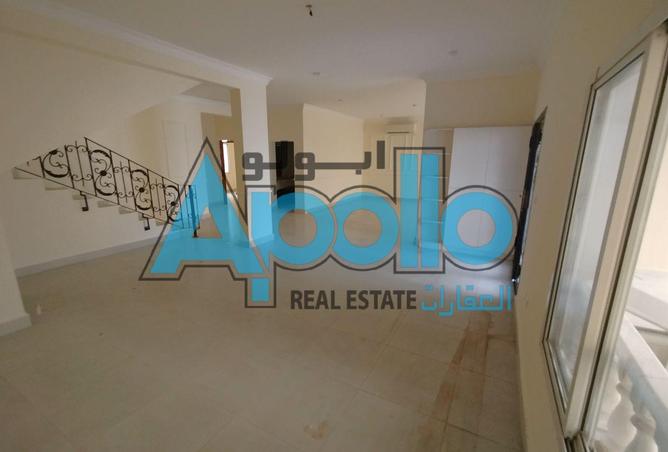 967911 - Property Main Image