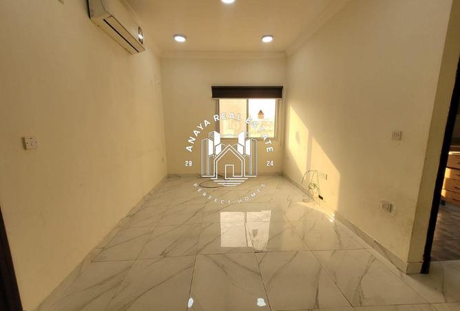 980537 - Property Image 2