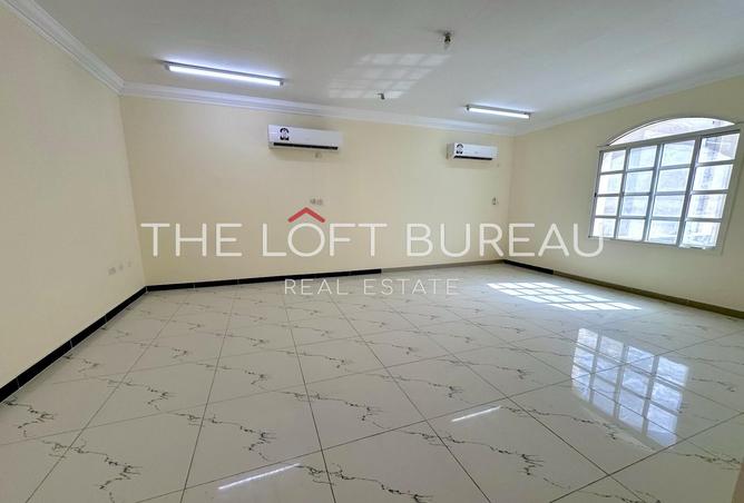 958560 - Property Image 2