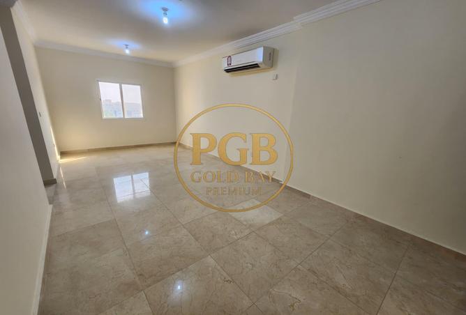937901 - Property Image 2