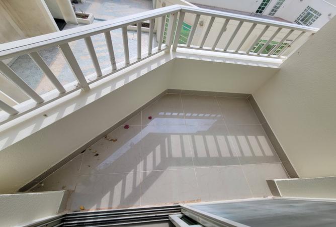 989078 - Property Image 2