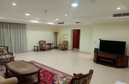 Apartment - 3 Bedrooms - 5 Bathrooms for sale in West Porto Drive - Porto Arabia - The Pearl Island - Doha