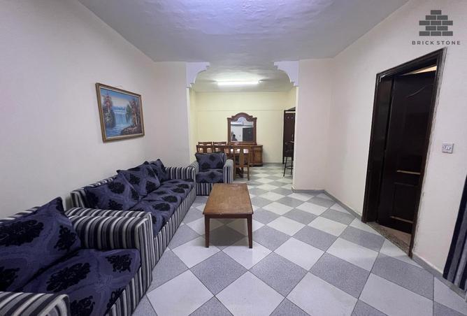 905832 - Property Main Image