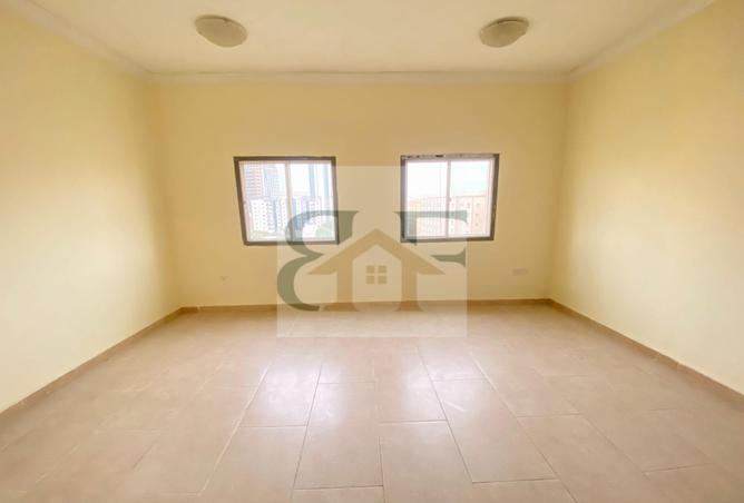 988667 - Property Main Image