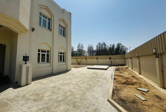 936077 - Property Image 2