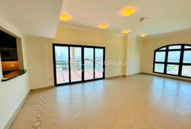 911257 - Property Image 2