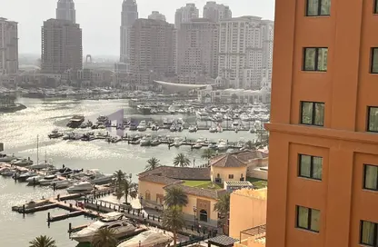 Apartment - 1 Bedroom - 2 Bathrooms for rent in La Riviera Tower - The Pearl Island - Doha