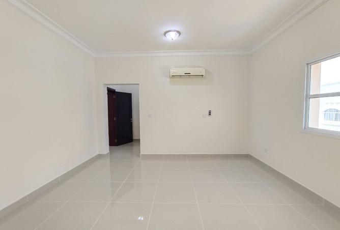 999646 - Property Image 2