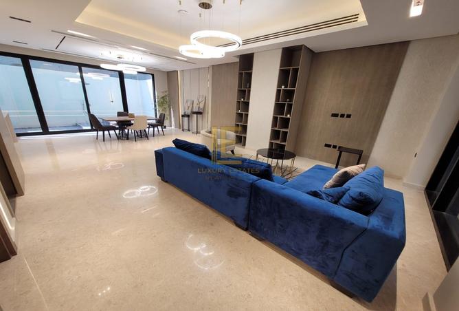 987703 - Property Image 3