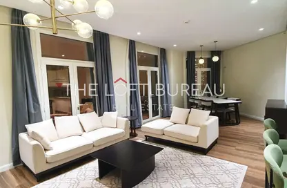 Apartment - 2 Bedrooms - 3 Bathrooms for rent in Floresta Gardens - Floresta Gardens - The Pearl Island - Doha