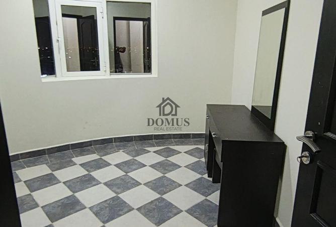 960855 - Property Image 3