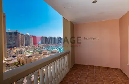 Apartment - 2 Bedrooms - 2 Bathrooms for rent in Tower 14 - Porto Arabia - The Pearl Island - Doha