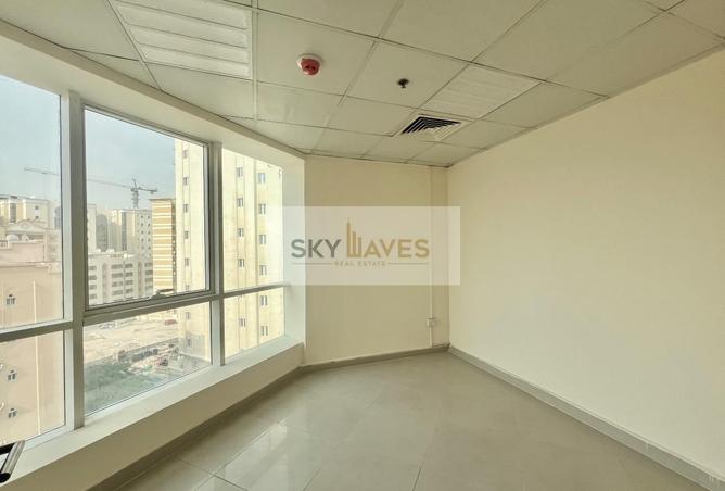 998530 - Property Image 2