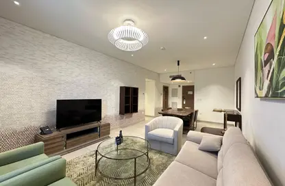 Apartment - 2 Bedrooms - 3 Bathrooms for rent in Ramada Tower - Al Muntazah - Doha