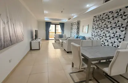 Apartment - 1 Bedroom - 2 Bathrooms for rent in Porto Arabia - The Pearl Island - Doha