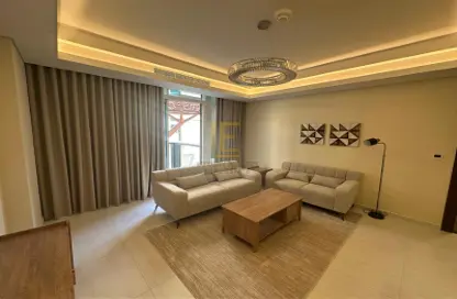 Apartment - 1 Bedroom - 2 Bathrooms for rent in Gewan Island - The Pearl Island - Doha
