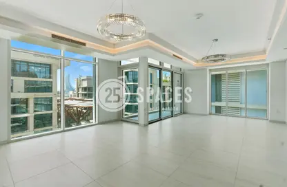 Apartment - 3 Bedrooms - 5 Bathrooms for rent in Gewan Island - The Pearl Island - Doha