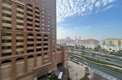 Apartment - 1 Bedroom - 2 Bathrooms for rent in Porto Arabia - The Pearl Island - Doha