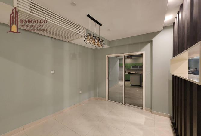 932872 - Property Image 3