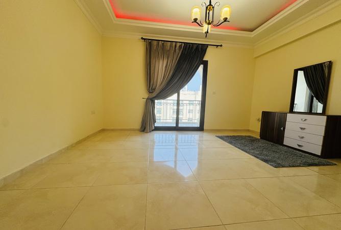 968377 - Property Image 3