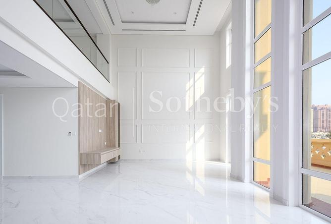 968180 - Property Image 2