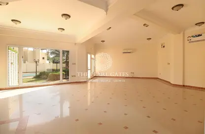 فيلا - 3 غرف نوم - 4 حمامات للايجار في فلل واست باي لاغون - وست باي لاجون - بحيرة وست لاجون - الدوحة