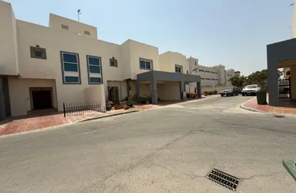Villa - 3 Bedrooms - 3 Bathrooms for rent in Al Nasr Street - Al Nasr - Doha