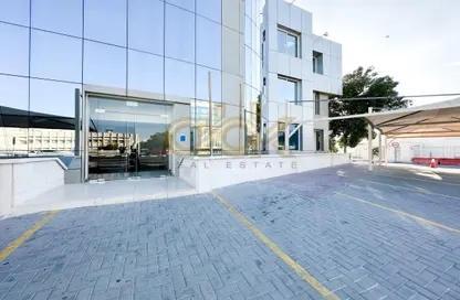 Whole Building - Studio - 4 Bathrooms for rent in C-Ring - Doha