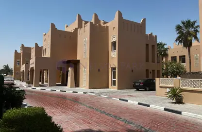 Villa - 4 Bedrooms - 5 Bathrooms for rent in West Bay Lagoon Villas - West Bay Lagoon - West Bay Lagoon - Doha