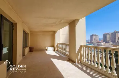 Apartment - 2 Bedrooms - 3 Bathrooms for sale in East Porto Drive - Porto Arabia - The Pearl Island - Doha