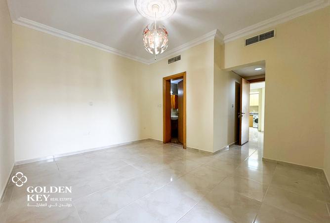 938666 - Property Image 2