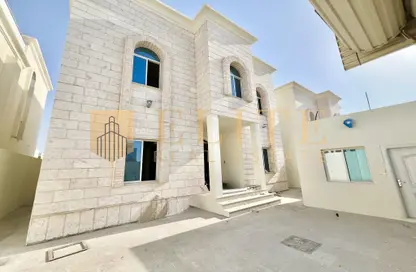 Villa - 7+ Bedrooms - 7+ Bathrooms for rent in Umm Salal Ali - Umm Salal Ali - Doha