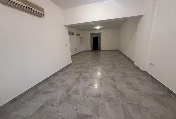 996110 - Property Image 3