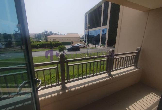 963295 - Property Image 3