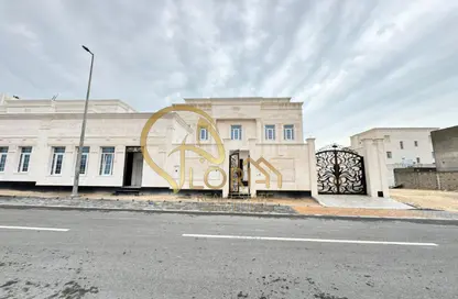 فيلا - 8 غرف نوم - 8 حمامات للبيع في الوكير - الوكير - الوكرة