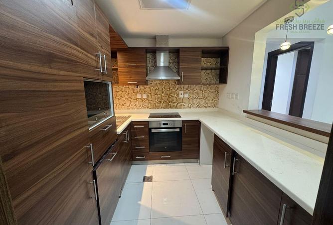 932927 - Property Image 3
