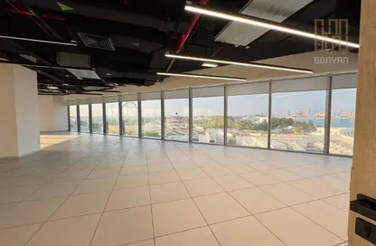 مساحات مكتبية - استوديو - 4 حمامات للايجار في برج بالم -ب - أبراج بالم - الخليج الغربي - الدوحة