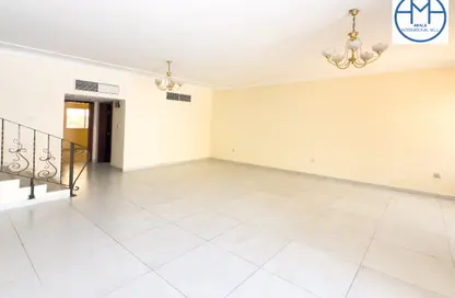 Compound - 4 Bedrooms - 3 Bathrooms for rent in Old Airport Road - Old Airport Road - Doha