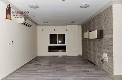 Apartment - 2 Bedrooms - 2 Bathrooms for rent in Al Mansoura - Al Mansoura - Doha