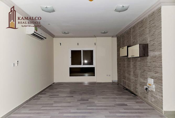 953920 - Property Main Image