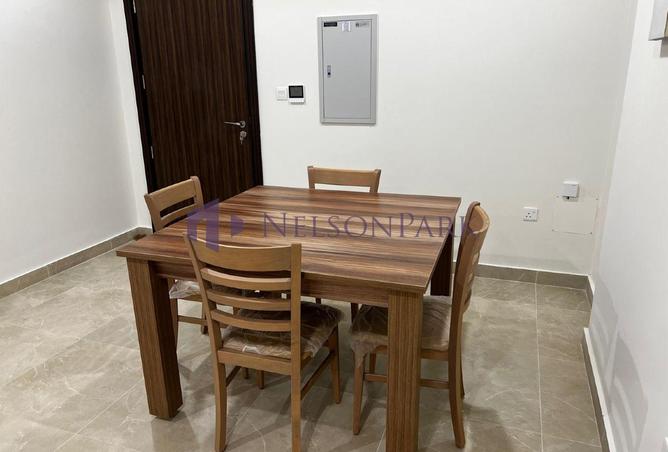 1002453 - Property Image 3