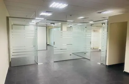 مساحات مكتبية - استوديو - 2 حمامات للايجار في طريق سلوى - العزيزية - الدوحة